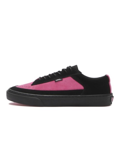 VANS(バンズ)の「VANS ヴァンズ RATT ラット V102CF NN BLACK/PINK(スニーカー・メンズ・ブラック・4/4h/5/5h/6/6h/7/7h/8/8h/9/9h/10/10h/11/12)」の2枚目の写真