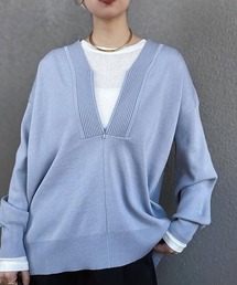 Emma Taylor（エマテイラー）の「【春ニット】フロント2wayニットVネックプルオーバー（Tシャツ/カットソー）」