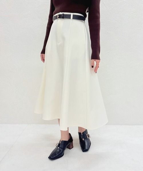 31 Sons de mode(トランテアン ソン ドゥ モード)の「2025秋冬新作 ベルト付きミディフレアスカート(スカート・レディース・ブラウン系/オフホワイト・S/M)」の7枚目の写真