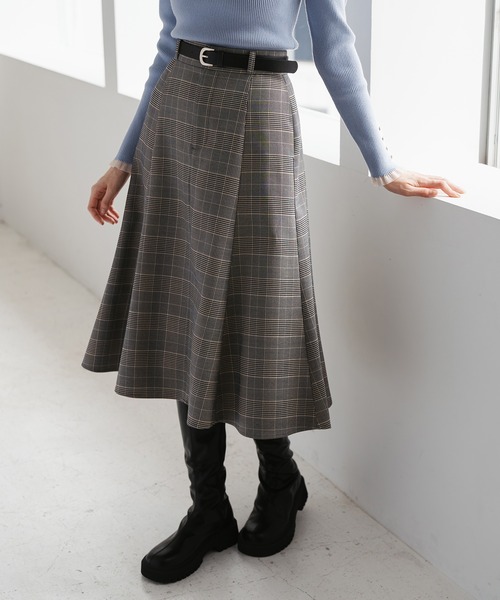 31 Sons de mode(トランテアン ソン ドゥ モード)の「2025秋冬新作 ベルト付きミディフレアスカート(スカート・レディース・ブラウン系/オフホワイト・S/M)」の14枚目の写真