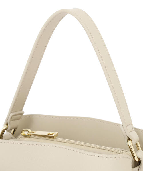 EDIT COLOGNE（エディットコロン）の「ビッグリボンバッグ（ショルダーバッグ・レディース・ブラック/ブラウン系その他/ベージュ・ﾌﾘ-）」の10枚目の写真