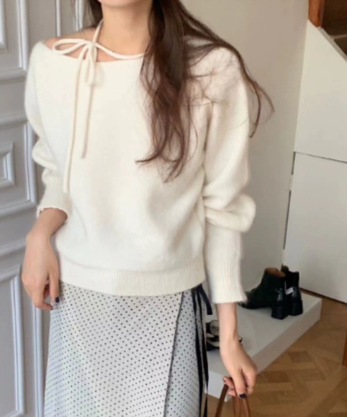 STAY MOTION（ステイモーション）の「【WEB限定】リボンニットプルオーバー［韓国ファッション ガーリー］≪AW新作≫（ニット/セーター・レディース・グレー/アイボリー/サックスブルー・F）」の5枚目の写真