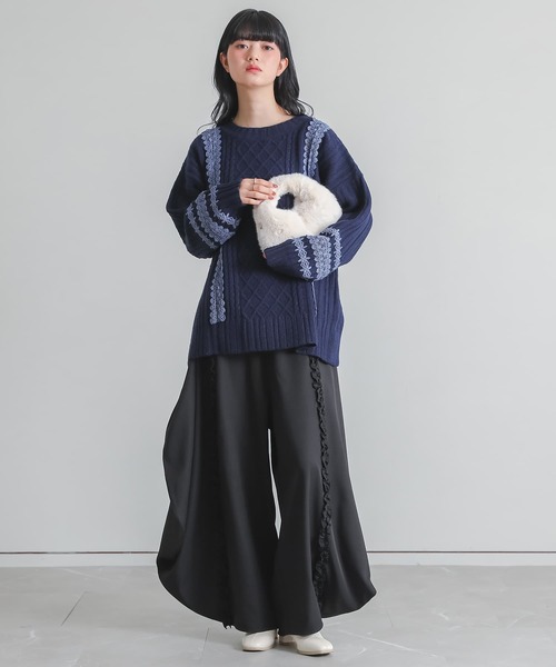 somari imagination（ソマリ イマジネーション）の「『フリルラインサーキュラーパンツ』（その他パンツ・レディース・ブラック/チャコール・2/1）」の7枚目の写真