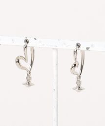 Vivienne Westwood(ヴィヴィアンウエストウッド)のEMILY EARRINGS(ピアス(両耳用))