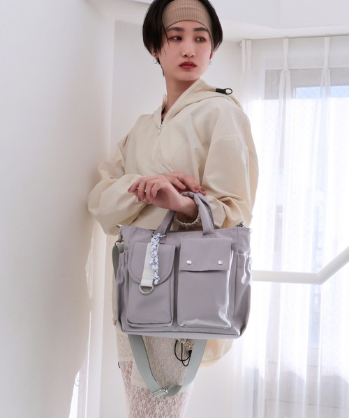 COLDE （コルデ）の「マルチポケット2wayトートバッグ（トートバッグ・レディース・グレー/ブラック・FREE）」の19枚目の写真