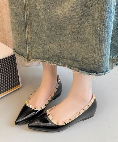 セール】エナメル スタッズ ポインテッドトゥ フラット パンプス 歩き