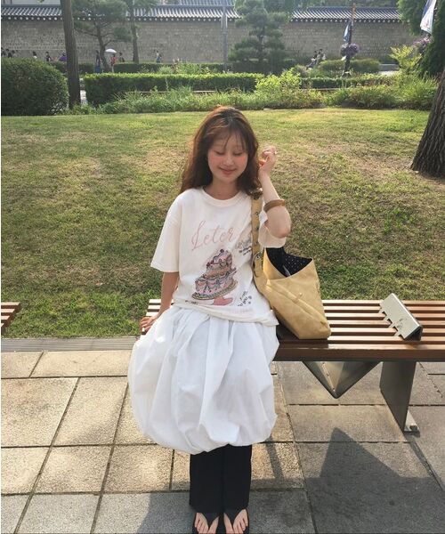 LETERIE(レテリー)の「SWEET CAKE T-SHIRTS_CHARCOAL(Tシャツ/カットソー・レディース・チャコール・FREE)」の5枚目の写真
