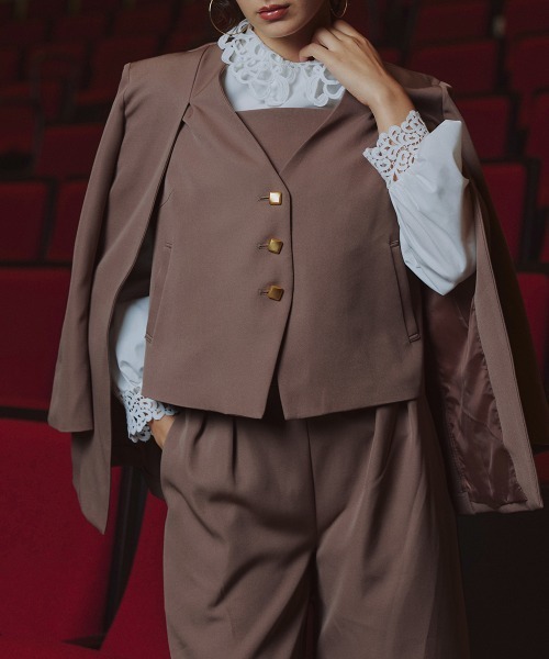 Callarus（カラルス）の「レイヤードデザインジャケット3点セットスーツ（ジャケット＋アシメデザインビスチェ＋ワイドパンツ）〔Callarus〕（スーツセット・レディース・ブラック/モカ・L/M/3L/LL）」の22枚目の写真