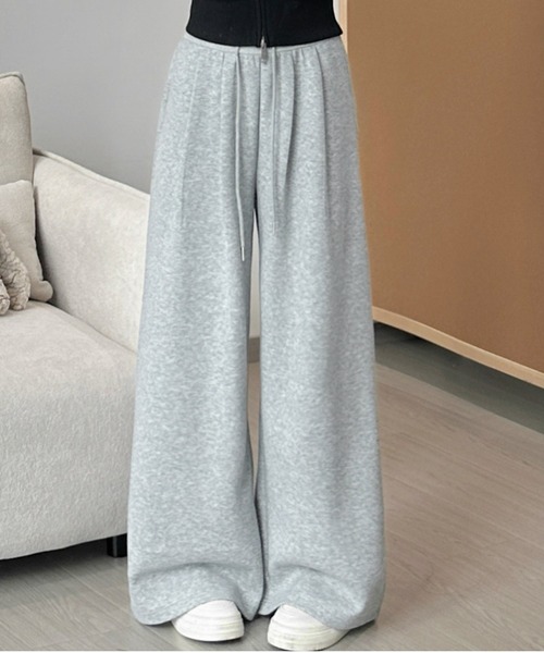 REBALANCE(リバランス)の「ドレープワイドスウェットパンツ(スウェットパンツ・レディース・A/C/D/E/B・MEDIUM/LARGE)」の14枚目の写真