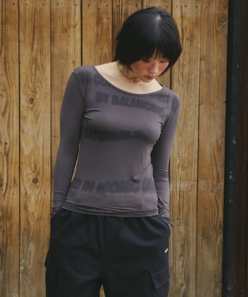 Opening Project(オープニングプロジェクト)の「Tipsy Slim Long Sleeve / ティプシー スリム ロングスリーブ(Tシャツ/カットソー・レディース・ホワイト/チャコール・S/M)」の1枚目の写真