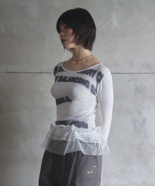 Opening Project(オープニングプロジェクト)の「Tipsy Slim Long Sleeve / ティプシー スリム ロングスリーブ(Tシャツ/カットソー・レディース・ホワイト/チャコール・S/M)」の7枚目の写真