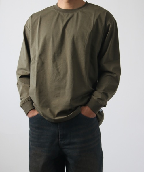 CAPTAIN STAG（キャプテンスタッグ）の「【CAPTAIN STAG / キャプテンスタッグ】ワンポイントロゴ ストレッチ 長袖Tシャツ ロンT（Tシャツ/カットソー・メンズ・カーキ/ブラック・M/L）」の9枚目の写真