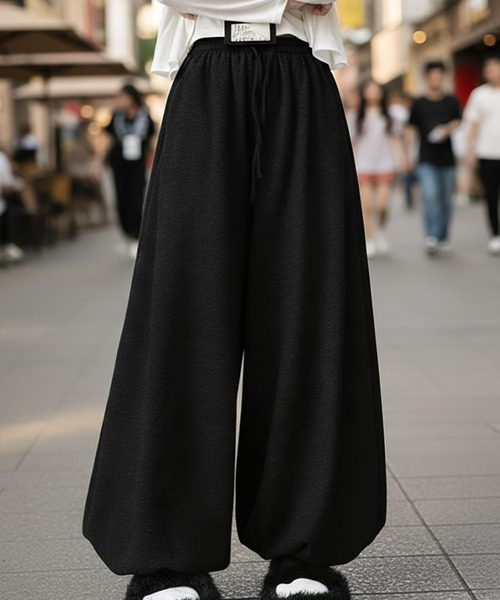 cammie(キャミー)の「バルーンワイドパンツ(その他パンツ・レディース・グレー/オフホワイト/ダークグレー・F)」の9枚目の写真