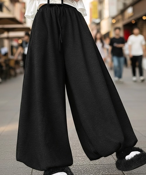 cammie(キャミー)の「バルーンワイドパンツ(その他パンツ・レディース・グレー/オフホワイト/ダークグレー・F)」の10枚目の写真
