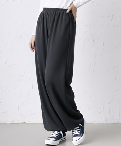 cammie(キャミー)の「バルーンワイドパンツ(その他パンツ・レディース・グレー/オフホワイト/ダークグレー・F)」の5枚目の写真