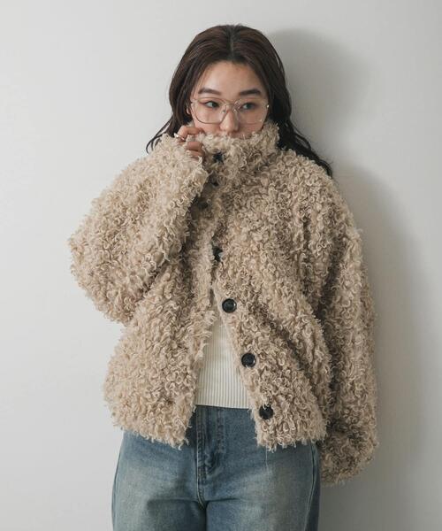 SENSE OF PLACE by URBAN RESEARCH(センスオブプレイスバイアーバンリサーチ)の「プードルファーミドルジャケット(その他アウター・レディース・ブラウン/アイボリー・ONE)」の4枚目の写真