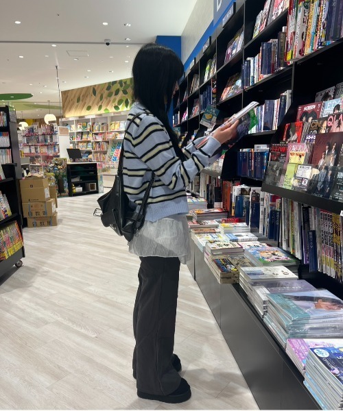 Vini（ヴィニ）の「クルーネックボーダーニットカーディガン（カーディガン/ボレロ・レディース・アイボリー/ライトブルー/ネイビー・FREE）」の13枚目の写真