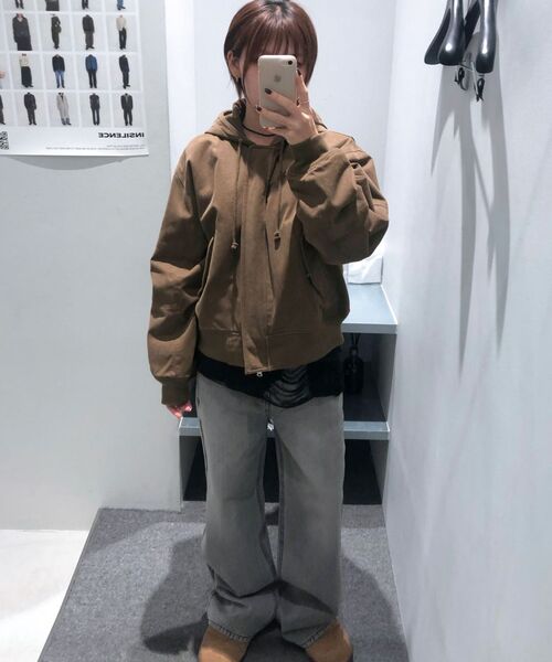 INSILENCE WOMEN(インサイレンスウーマン)の「ブロークンツイルストレートジーンズライトグレー(デニムパンツ・レディース・その他・X-SMALL/SMALL/MEDIUM/LARGE)」の2枚目の写真