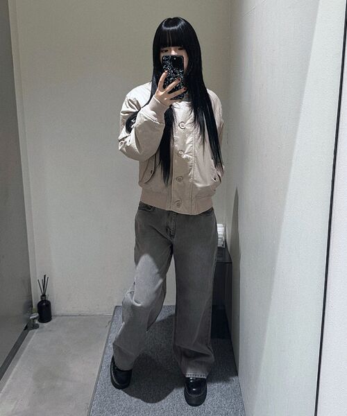 INSILENCE WOMEN(インサイレンスウーマン)の「ブロークンツイルストレートジーンズライトグレー(デニムパンツ・レディース・その他・X-SMALL/SMALL/MEDIUM/LARGE)」の12枚目の写真