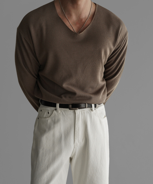 BOWLOW PRODUCT（バウロープロダクト）の「VネックベーシックニットTシャツ[モカ]（Tシャツ/カットソー・メンズ・その他・MEDIUM/LARGE/X-LARGE）」の4枚目の写真