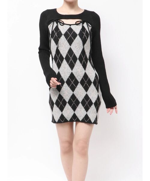RESEXXY（リゼクシー）の「アーガイルタイトニットミニワンピース（ワンピース・レディース・ブラック/ベージュ/グレー・FREE）」の4枚目の写真