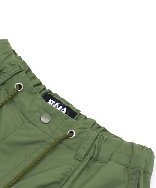 R4422 ボリュームカーゴパンツ（カーゴパンツ）｜RNA（アールエヌエー