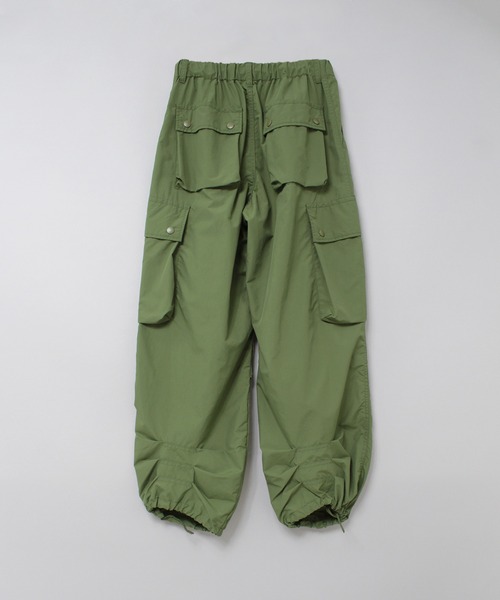 R4422 ボリュームカーゴパンツ（カーゴパンツ）｜RNA（アールエヌエー