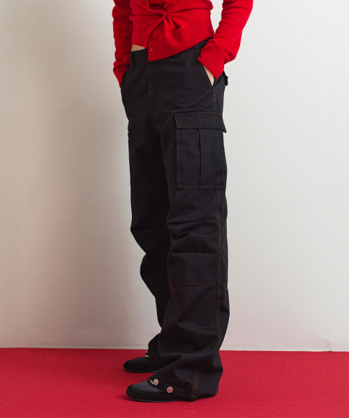 AOPT(アオプト)の「CARGO DENIM PANTS - BLACK(デニムパンツ・レディース・その他・SMALL/MEDIUM)」の2枚目の写真