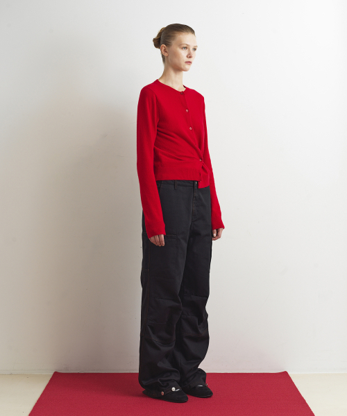 AOPT(アオプト)の「CARGO DENIM PANTS - BLACK(デニムパンツ・レディース・その他・SMALL/MEDIUM)」の4枚目の写真