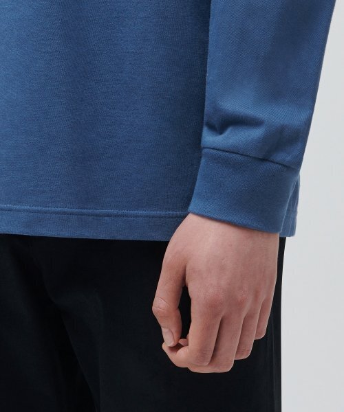 MUSINSA STANDARD（ムシンサスタンダード）の「クルーネック長袖Tシャツ[グレイッシュブルー]（Tシャツ/カットソー・メンズ・その他・XX-LARGE/XXX-LARGE）」の6枚目の写真