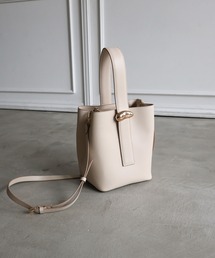 MIAN （ミアン）の「ニュアンスパーツワンハンドルショルダーバッグ【詳細動画あり】（ショルダーバッグ）」