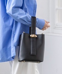 MIAN （ミアン）の「ニュアンスパーツワンハンドルショルダーバッグ【詳細動画あり】（ショルダーバッグ）」