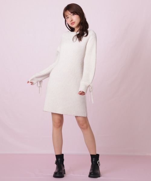 JILL by JILL STUART（ジルバイジルスチュアート）の「袖リボンニットワンピース（ワンピース・レディース・レッド/ホワイト/ベージュ・FREE）」の22枚目の写真