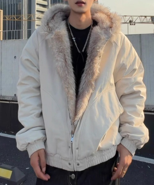 CELENA BEATS(セレナビーツ)の「フェイクファー 切り替え 中綿 フード ブルゾン(ブルゾン・メンズ・ホワイト/ブラック・FREE)」の4枚目の写真