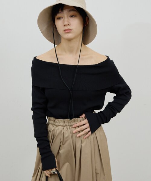 GALLARDAGALANTE(ガリャルダガランテ)の「【手洗い可】オフショルニット(ニット/セーター・レディース・ホワイト/イエロー/ブラック・FREE)」の5枚目の写真