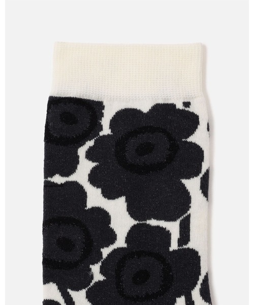 marimekko(マリメッコ)の「Linjaus Unikko / Socks(ソックス/靴下・レディース・レッド/ホワイト/ライトピンク/ブラック・34/37/40)」の14枚目の写真