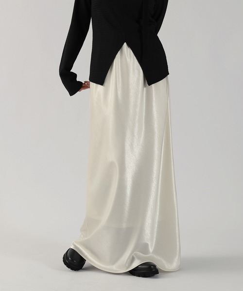 andme（アンドミー）の「サテンロングスカート（スカート・レディース・ブラウン/ブラック/アイボリー・M）」の12枚目の写真