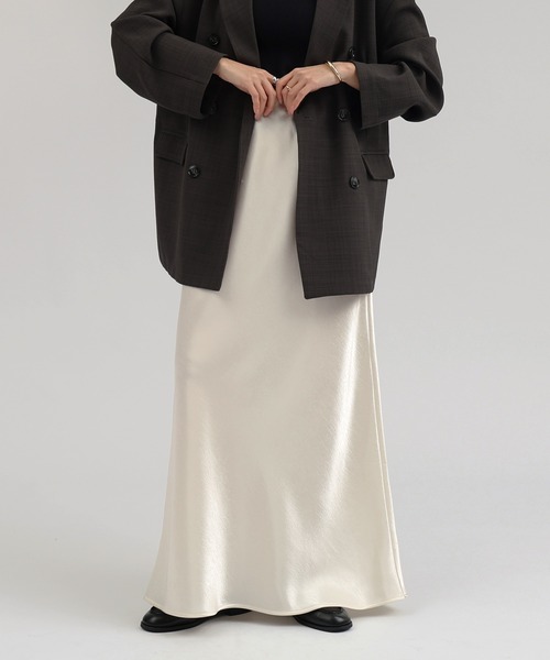 andme（アンドミー）の「サテンロングスカート（スカート・レディース・ブラウン/ブラック/アイボリー・M）」の13枚目の写真