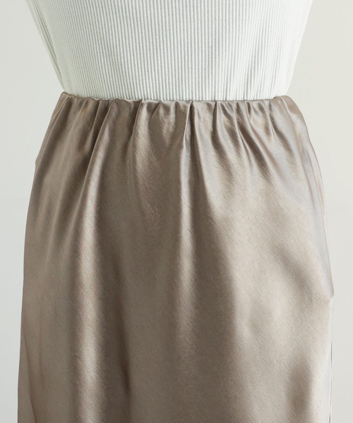 andme（アンドミー）の「サテンロングスカート（スカート・レディース・ブラウン/ブラック/アイボリー・M）」の4枚目の写真