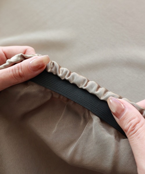 andme（アンドミー）の「サテンロングスカート（スカート・レディース・ブラウン/ブラック/アイボリー・M）」の9枚目の写真