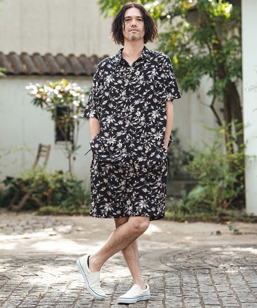 CAMBIO(カンビオ)の「mp14469- Vivid Flower Short Pants ショートパンツ(S62026cmb)(その他パンツ・メンズ・ホワイト/ネイビー/ブラック・L/M/S)」の6枚目の写真