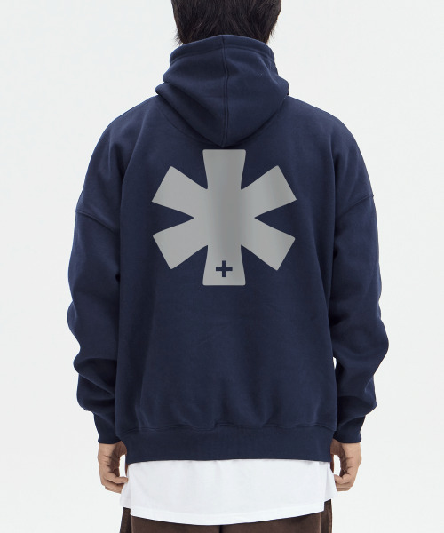 BY.L（バイエル）の「Bロゴフードネイビー（パーカー・メンズ・その他・M/L/XL/XXL）」の4枚目の写真