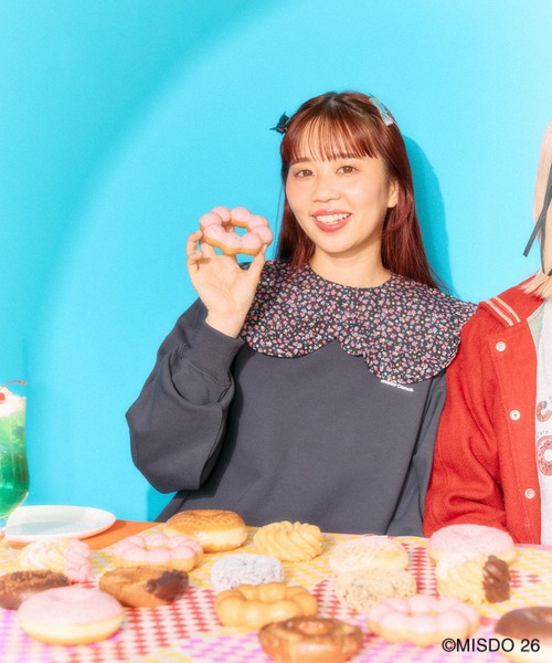 LEPSIM(レプシィム)の「【Mister Donut】イラストクルースウェット 627319(スウェット・レディース・グレー/チャコールグレー・FREE)」の8枚目の写真