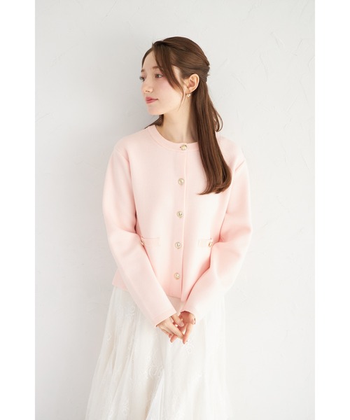 tocco closet（トッコ　クローゼット）の「フェイクポケット付きゴールド釦ニットジャケット（カーディガン/ボレロ・レディース・ネイビー/ラベンダー/ピンク/アイボリー・M）」の17枚目の写真