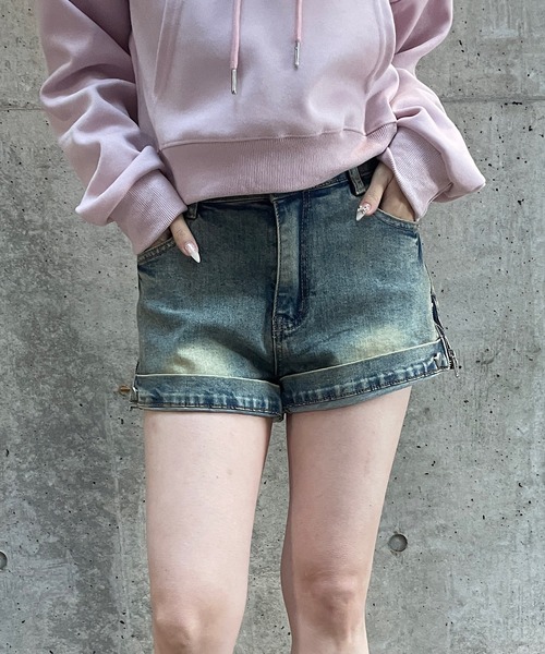 ROGER AND RAW(ロジャーアンドロウ)の「デザインミニデニムパンツ(デニムパンツ・レディース・ブラック/ブルー・SMALL/MEDIUM)」の12枚目の写真