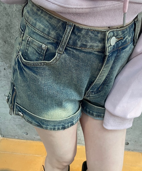 ROGER AND RAW(ロジャーアンドロウ)の「デザインミニデニムパンツ(デニムパンツ・レディース・ブラック/ブルー・SMALL/MEDIUM)」の7枚目の写真