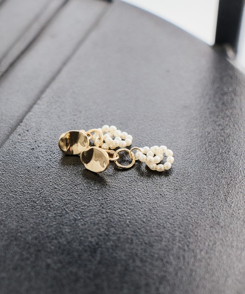 studio CLIP（スタディオクリップ）の「パールぶら下がりイヤリング（イヤリング・レディース・その他2/その他1・FREE）」の3枚目の写真