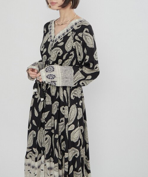 Remind me and forever（リマインドミーアンドフォーエバー）の「【India series】【nane/WEB限定】エスニック柄マキシワンピース（ワンピース・レディース・グリーン/ブラック・FREE）」の8枚目の写真