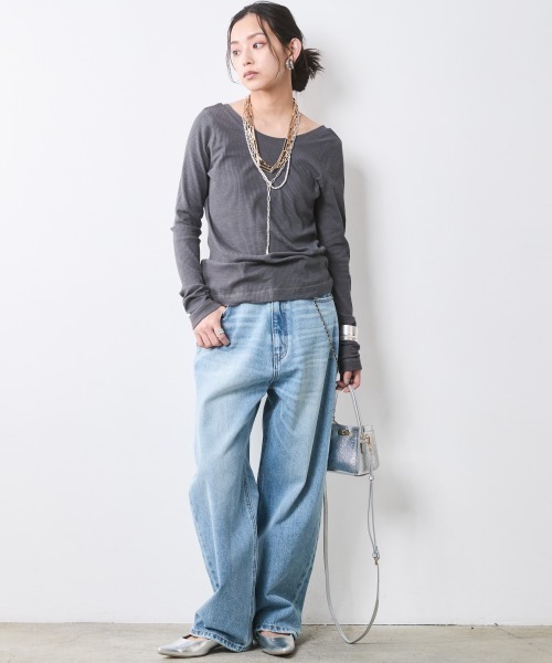 CHIC STYLE(シックスタイル)の「テレコロングスリーブプルオーバー<大きいサイズ有>シックスタイル(Tシャツ/カットソー・レディース・ブラック/オフホワイト/グレー・M/L/LL/3L/4L/5L)」の6枚目の写真