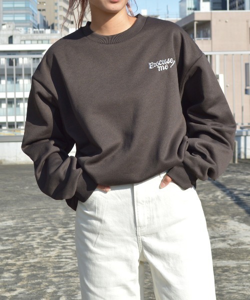 spiritoso(スピリトーゾ)の「レディバックプリントプルオーバー(スウェット・レディース・チャコール/グリーン系その他/オフホワイト・FREE)」の7枚目の写真